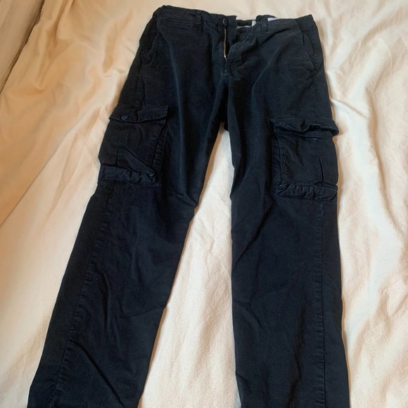 Black Cargo Pants from local French brand Hero Seven - Picture 1 of 6